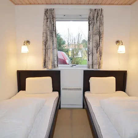 Holiday home Beautiful In Vaeggerlose With Kitchen *