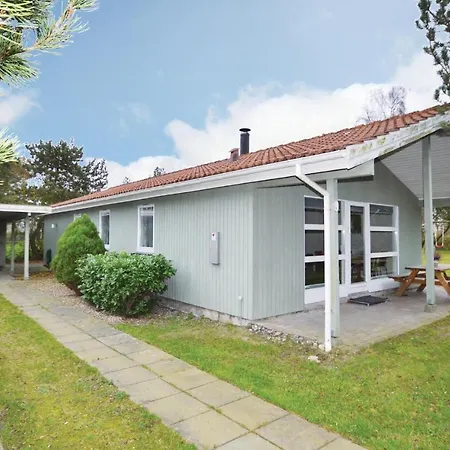 Beautiful In Vaeggerlose With Kitchen